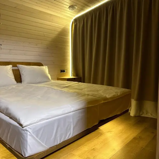 Real photos of Yabloko auto-glamping