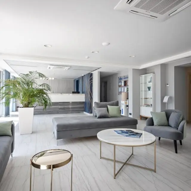 Real photos of Blue Bay Manor
