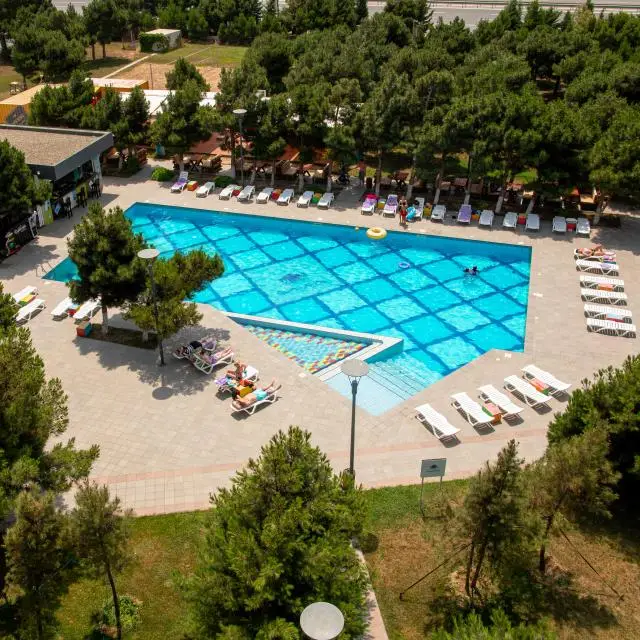 Реальные фото HomeBridge Hotel Apartments (Хоумбридж Апартментс)