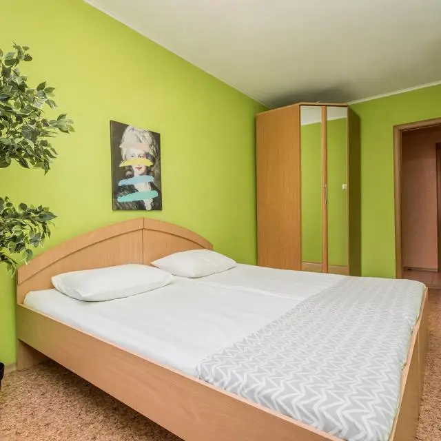 Реальные фото HomeHotel (ХоумОтель) на улице Березовская 102А
