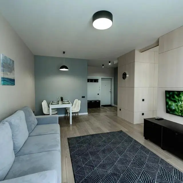 Real photos of 1-room apartment from the company Home Hotel on 51/1 Chkalova Street