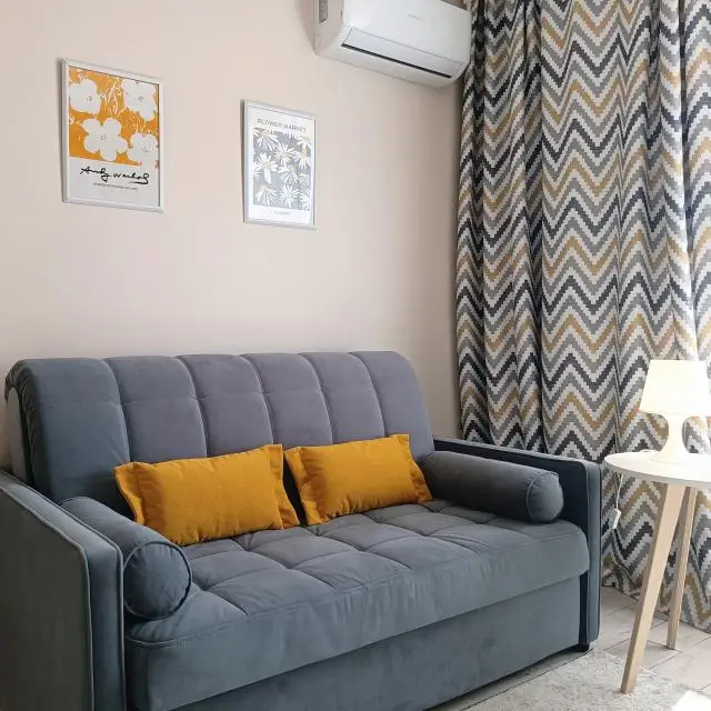 Real photos of DeNewHome on Leninsky Prospekt 10A