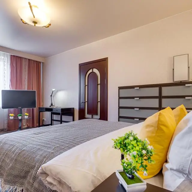 Реальные фото RentalSPb на улице Моисеенко, 5