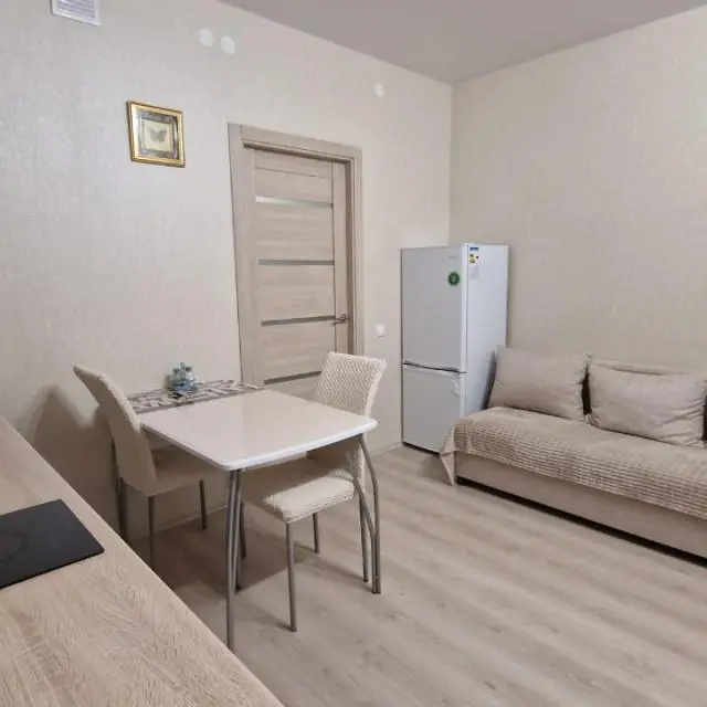 Real photos of Apartments on Neftyanikov street 7
