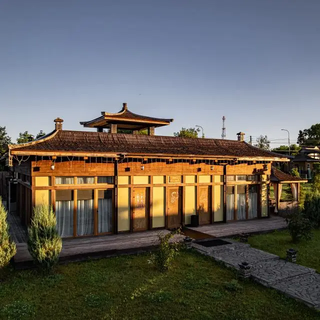 Real photos of Sunrise Village