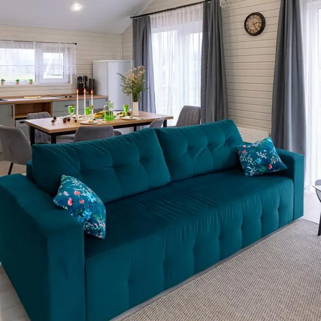 Real photos of House Point 242 Mint (Point)