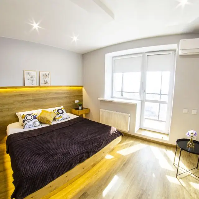 Реальные фото RENT-сервис на улице Жукова 156