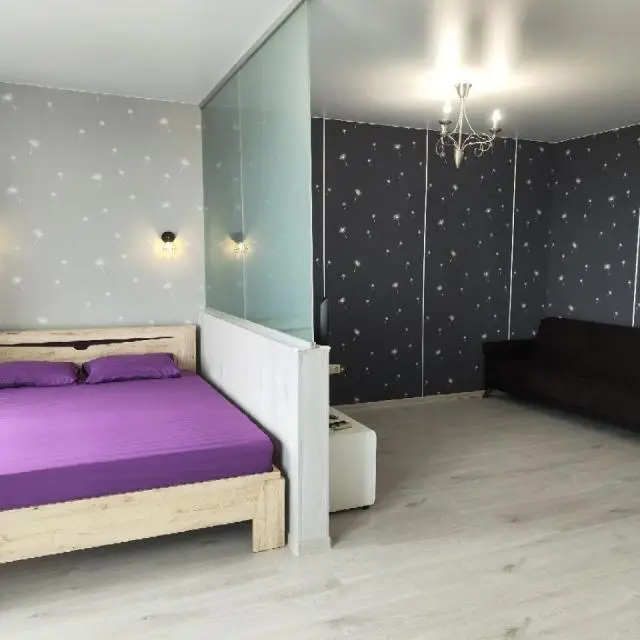 Real photos of Apartments on Krasnaya 176 liter 1/2