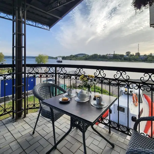 Real photos of Kaunis
