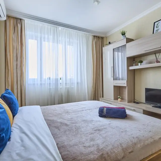 Real photos of Studio in a business class building near the Airport|Mega shopping center|RAILWAY station