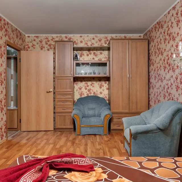 Реальные фото BestFlat24 (БэстФлэт24) на улице Минусинская