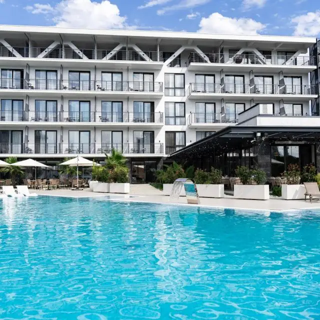 Real photos of Riviera Hotel