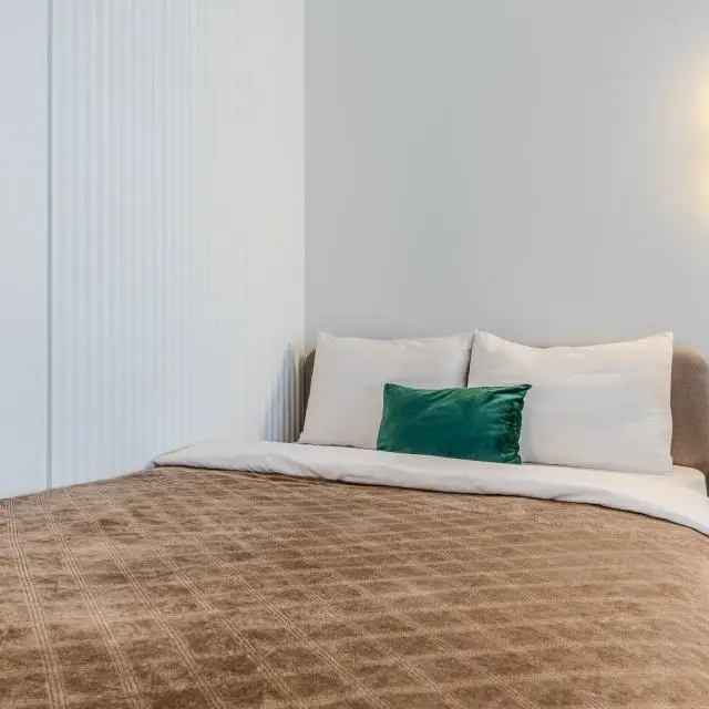 Real photos of Apartments on Bratskaya street 16