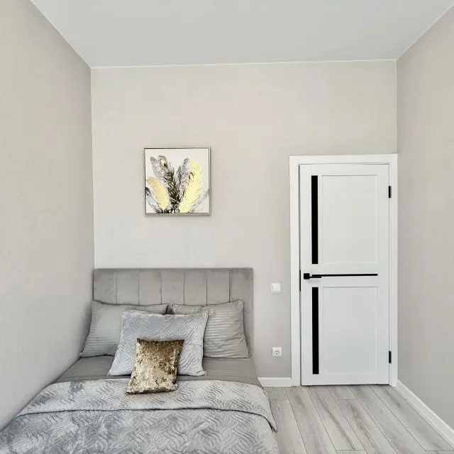 Real photos of GOLDEN FEATHER Apartments at 14 General Kornilov Street