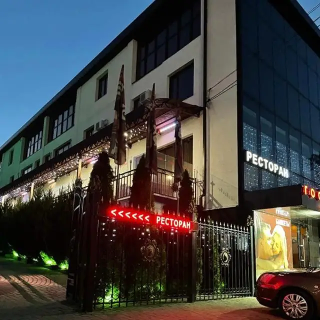 Real photos of Shokolad