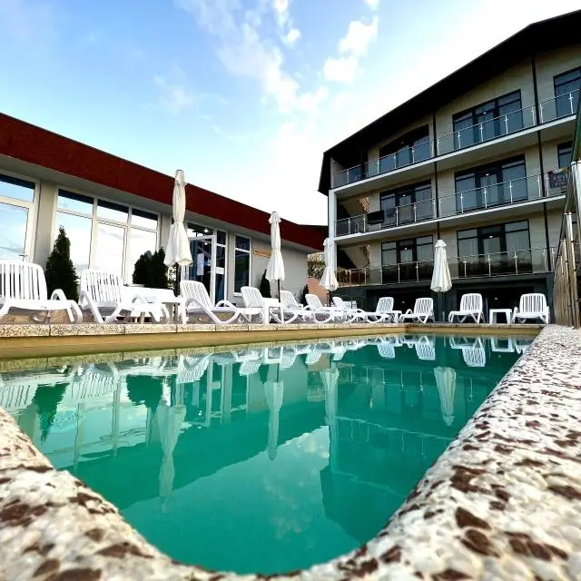 Реальные фото Astra Montale Family 4* (Астра Монталь Фэмили)