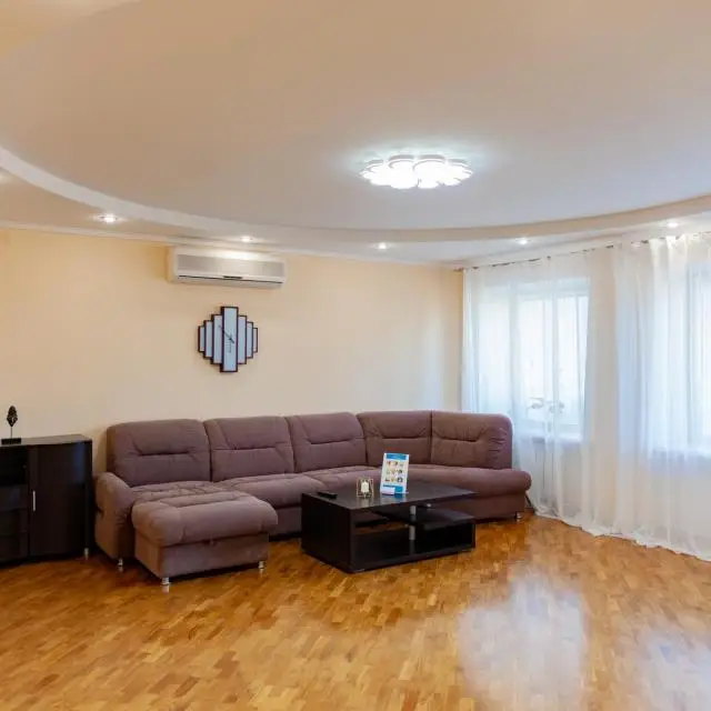 Real photos of Apartments on Friedrich Engels street 73