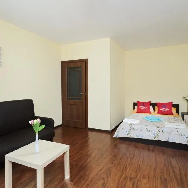 Реальные фото BestFlat24 (БэстФлэт24) на улице Большая Спасская