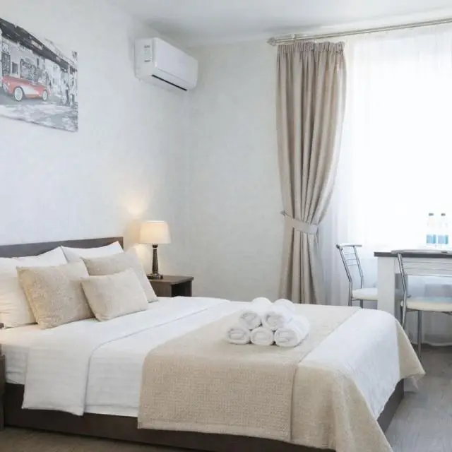 Real photos of BestFlat24 (BestFlat24) on Dokuchaev lane 2