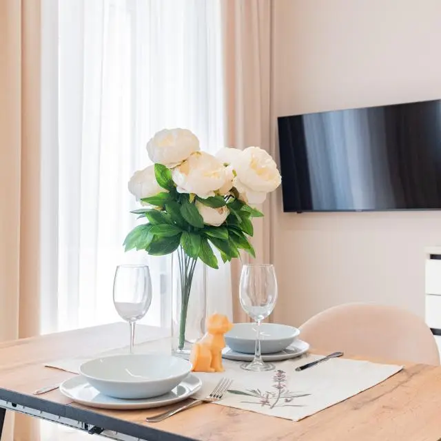 Real photos of Petrovsky apartments on Marina Tsvetaeva Street 36