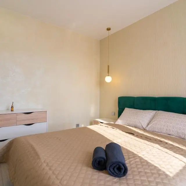 Real photos of LetoApart (LetoApart) on Iskra Street 88-222