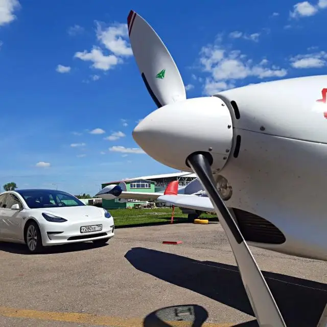 Real photos of Alpina Aero Club-Avia