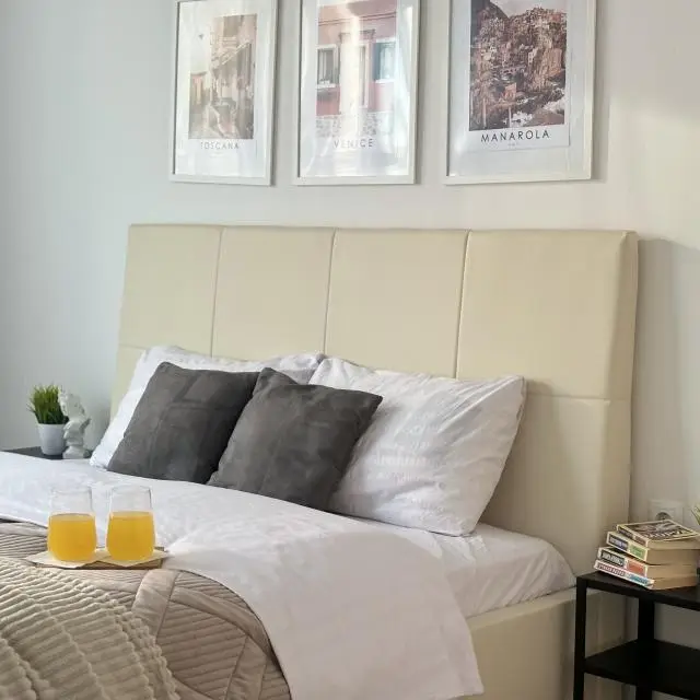 Реальные фото BestHome (БестХоум) на улице Лескова 36