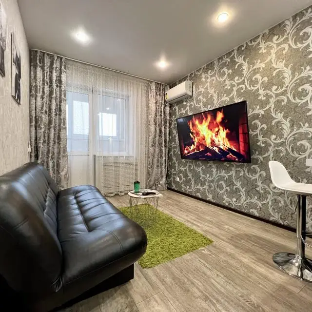 Real photos of The green house on Dorofeeva street 5