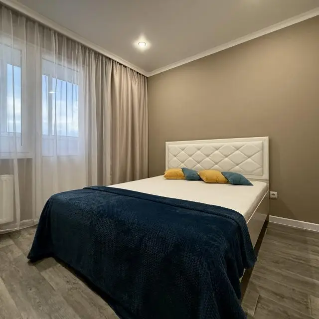 Real photos of Apartment from the Home Hotel company on Avtomobilistov street, 13