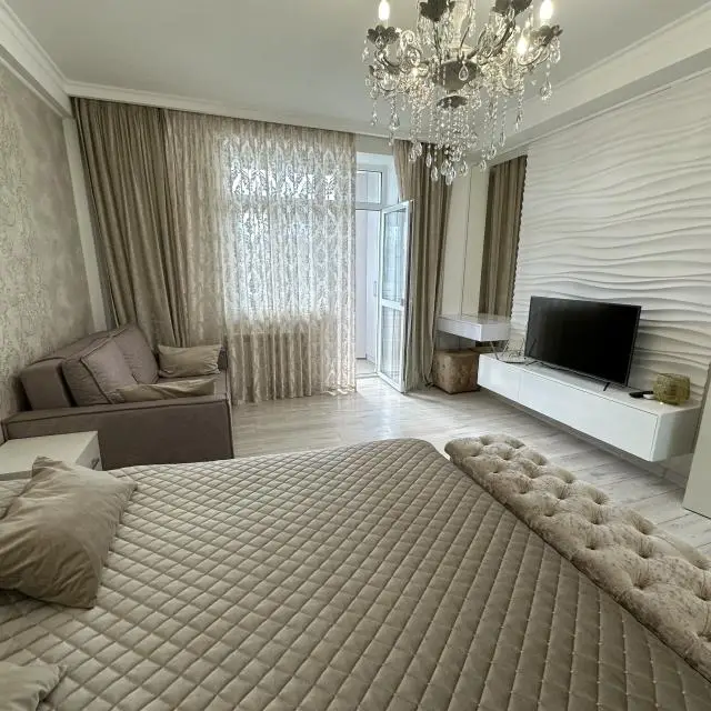 Real photos of KMV apartments on Chkalova Street