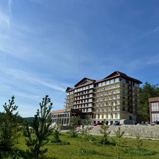 Real photos of Valley Sunny, Sport Residence Building