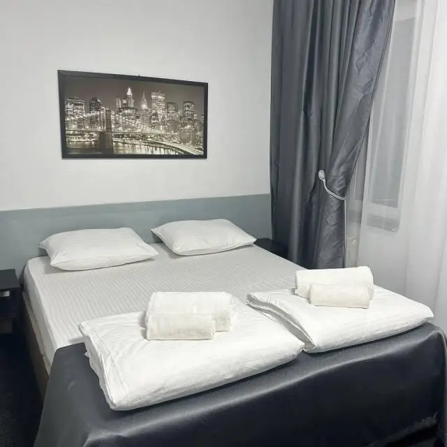 Real photos of Champion Motel 