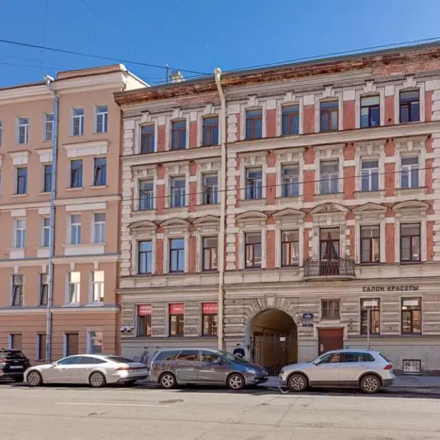Real photos of Knox Apartments on Chekhov 9