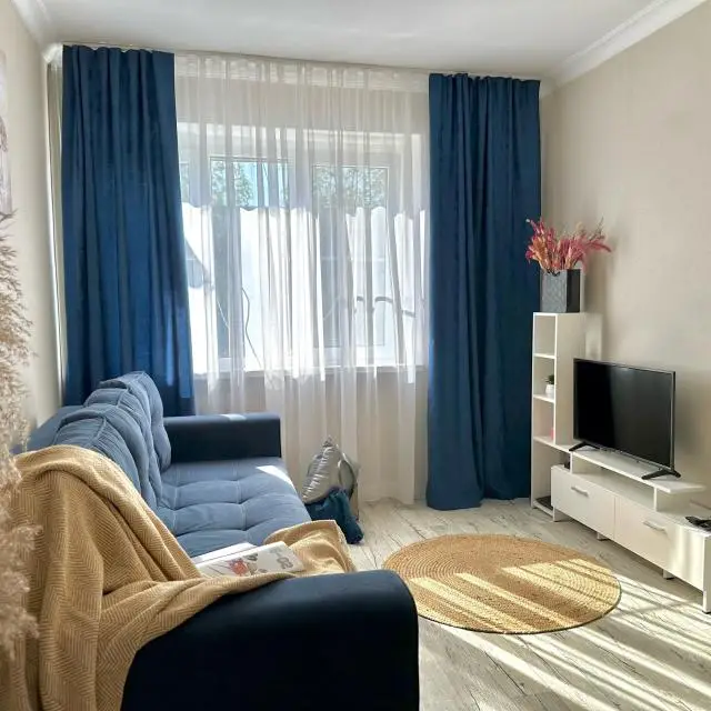 Real photos of 100 apartments on Levanevsky street