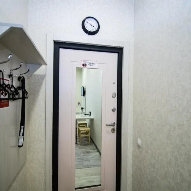 Real photos of Zhivitut on 96A Krasnoarmeyskiy Avenue