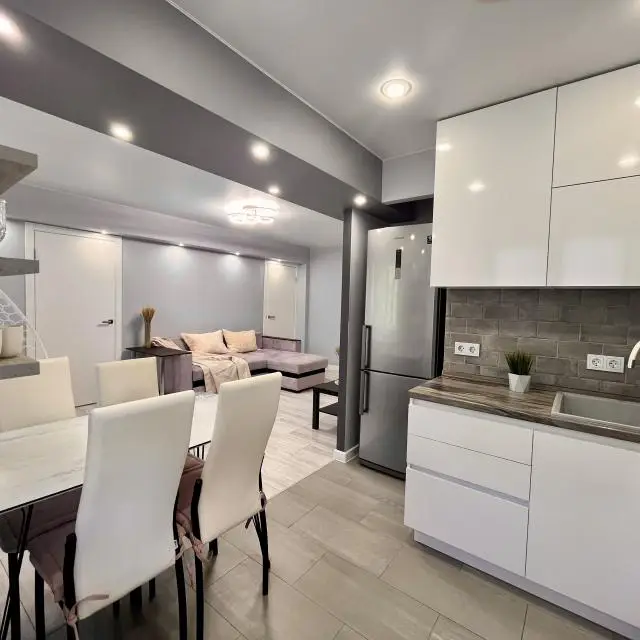 Real photos of Apartments on Metallurg street, 65