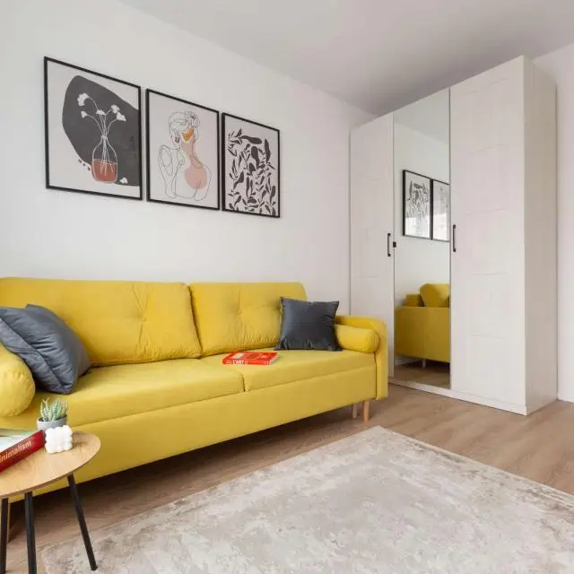 Real photos of Happy House on 78k2 Lublinskaya street