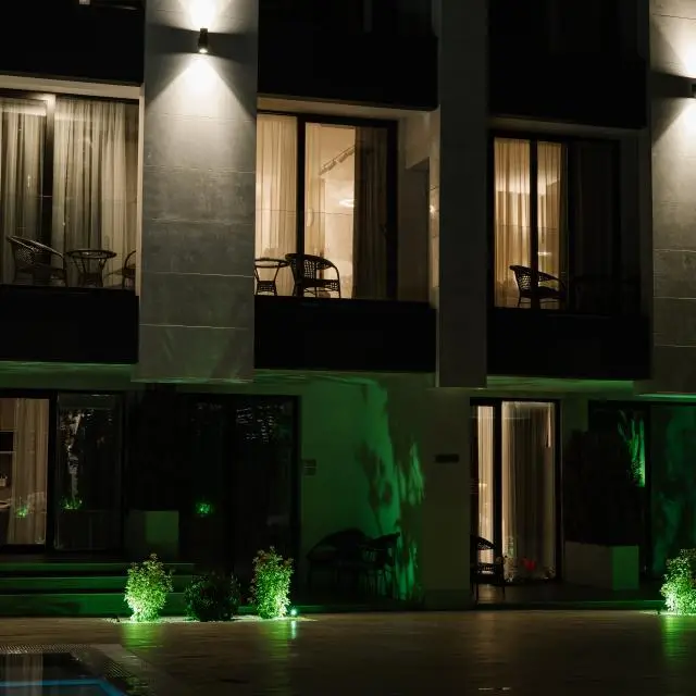 Реальные фото Апарт-Отель Монтевиль by Adamand Resort