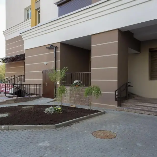Real photos of Roomer (Rumer) on Euphrosyne Polotskaya Street 5