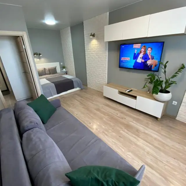 Real photos of Four-bed apartment on the street of July Days 1k2