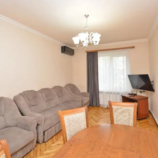 Реальные фото Perte House на улице Сундукяна 28А