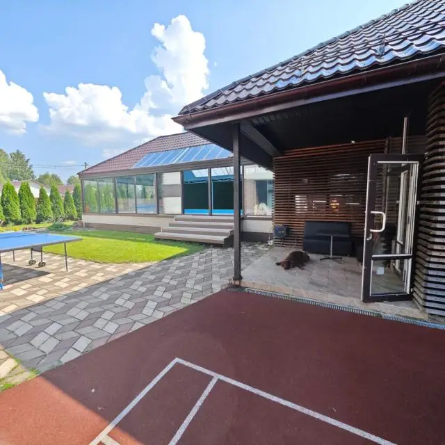 Real photos of Dom with swimming pool and sauna na Okhotskoy