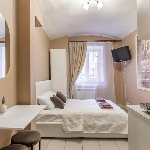 Real photos of Apartments on Furshtatskaya street 35