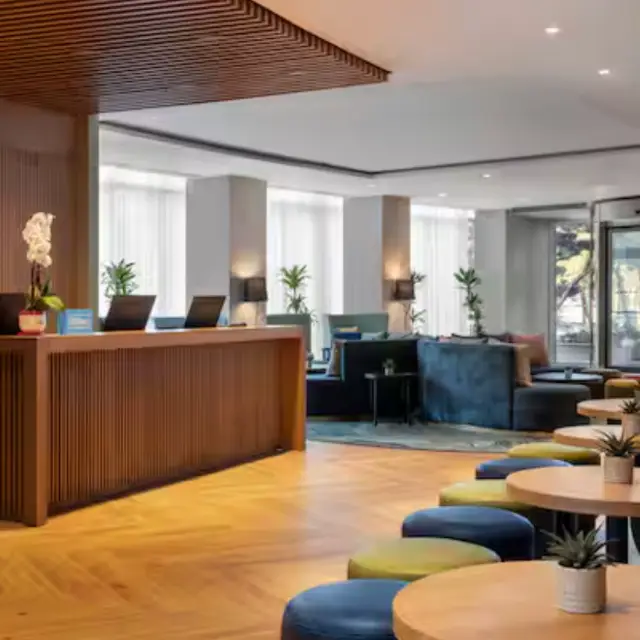 Real photos of Hilton Garden Inn Baku