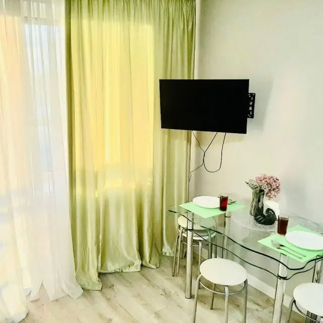 Real photos of Apartments on Karl Marx street 120k1