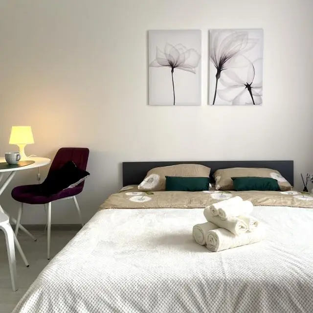 Real photos of YOUR apartment is on Orbitalnaya street 9k1