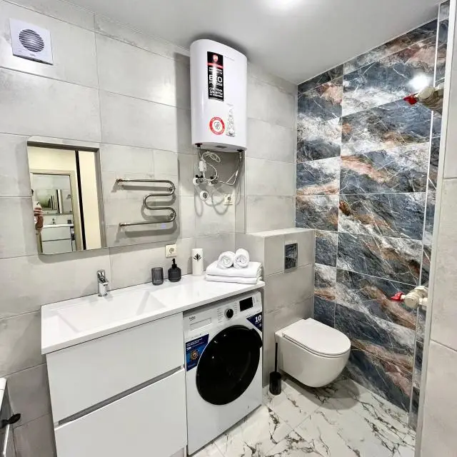 Real photos of Ozerny Cabinet — apartment by the Lower Lake