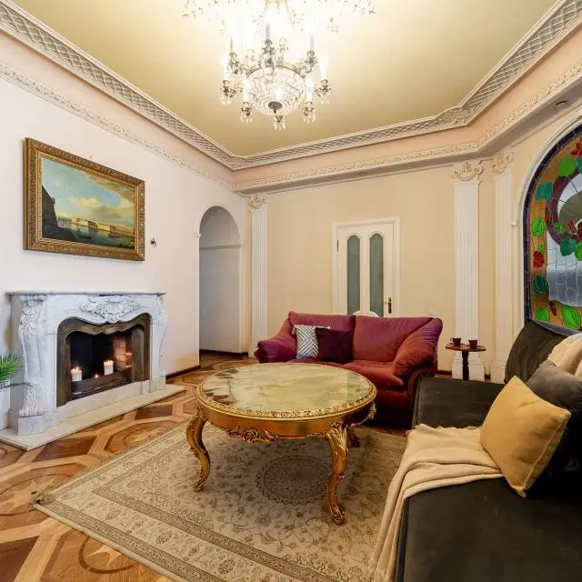 Реальные фото DeRent Apart  на Большой Конюшенной 3 спальни 2 санузла