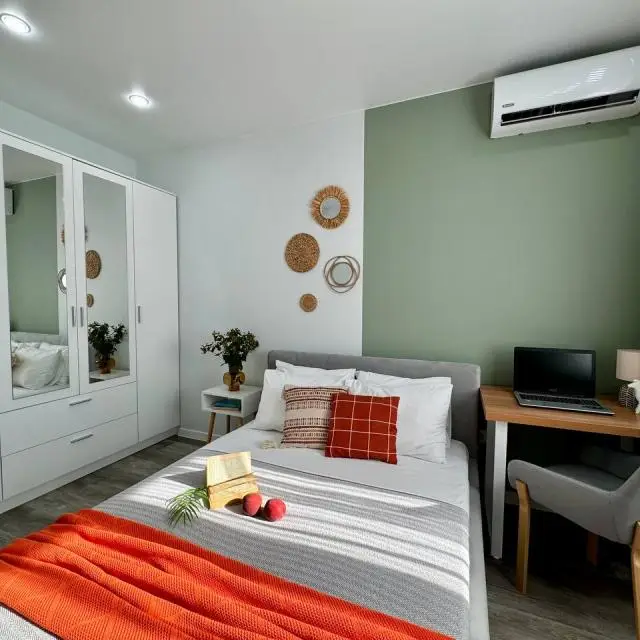 Real photos of Apartment with movie sunsets in a new residential complex for 4 guests