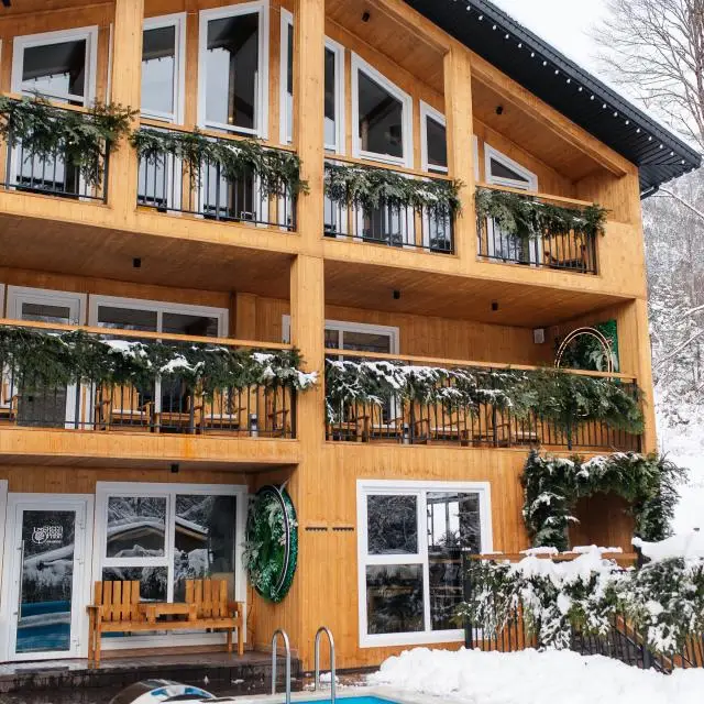 Real photos of Alpina Park